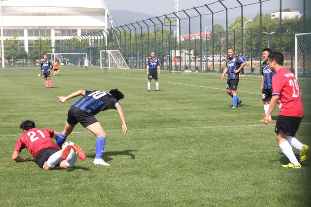 东契奇35+11+11独行侠胜热火 KD35分太阳擒龙